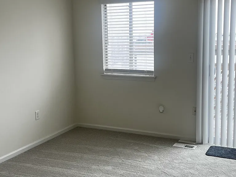 835 Little Bay Ave #33 — Photo 13