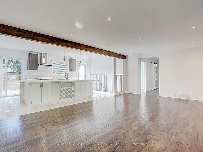 304 Felan Ave — Photo 8