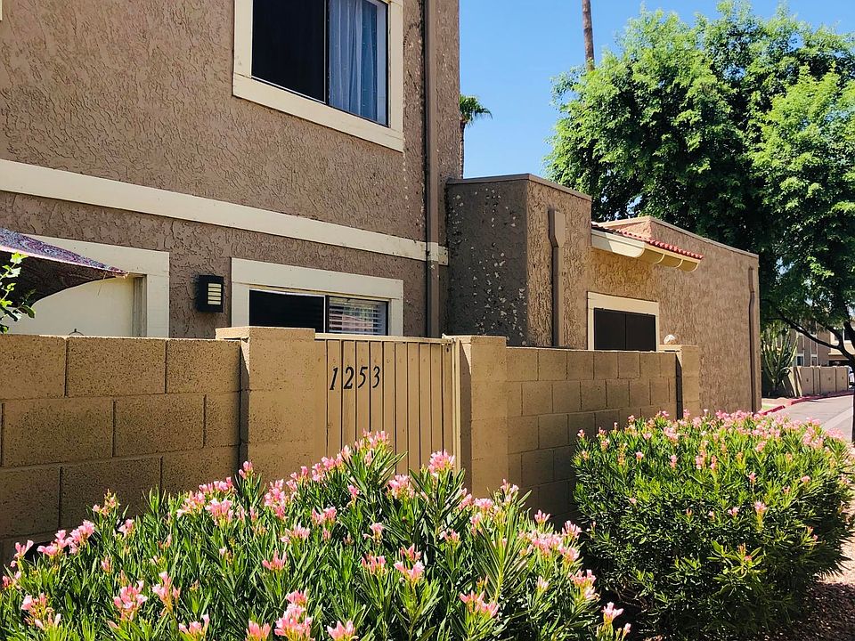 1st image of 1253 N 84th Pl
