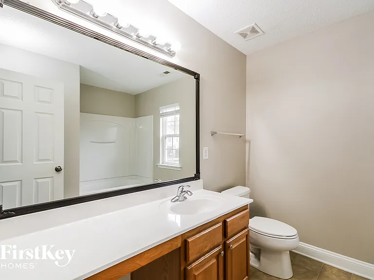 9626 Falling Stream Dr — Photo 13