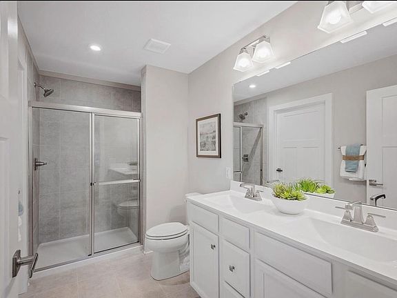 5th image of 2644 Thornton Grove Blvd
