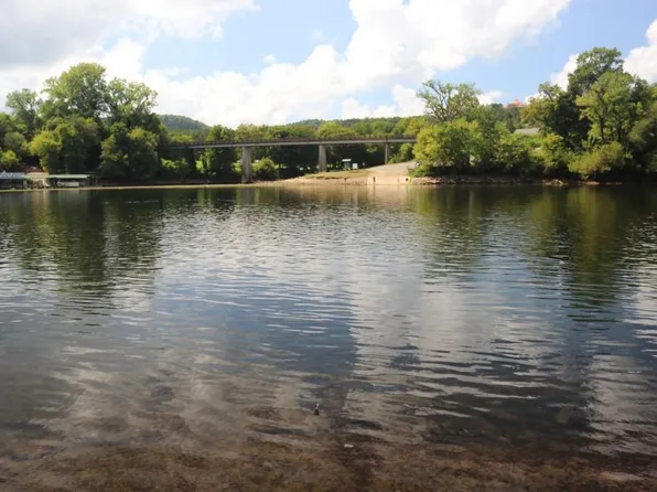 9th Hwy, Mountain View, AR 72560