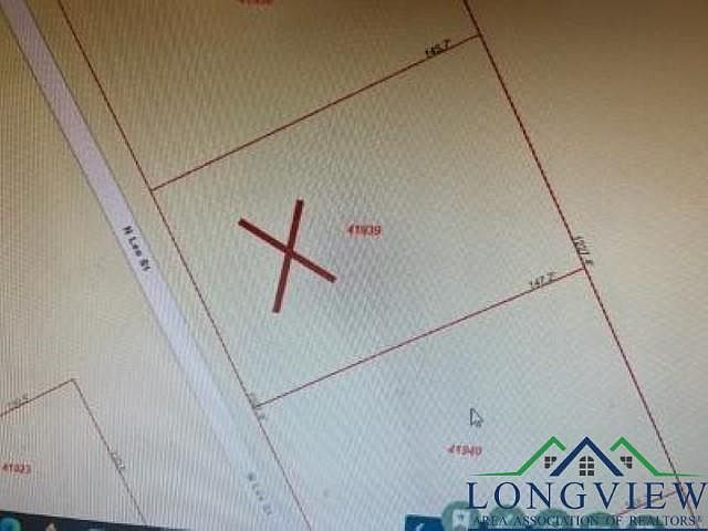 2nd image of N Lee Dr