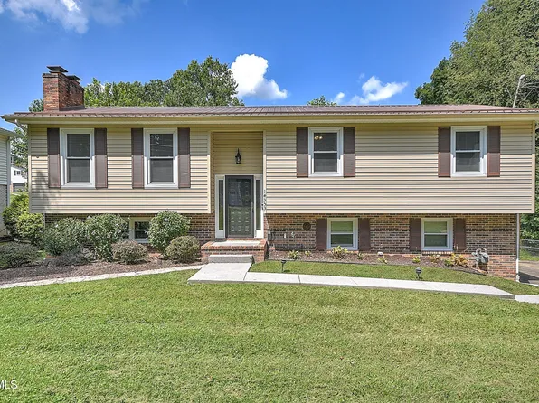 14353 Heather Dr, Bristol, VA 24202