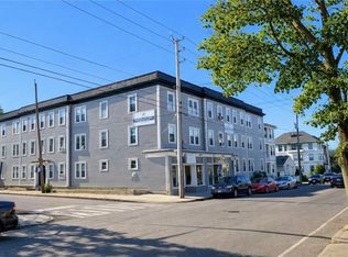 422 Pawtucket Ave APT 2, Pawtucket, RI 02860
