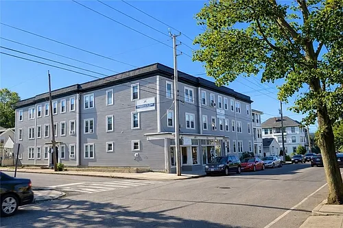 422 Pawtucket Ave #2 Photo 1