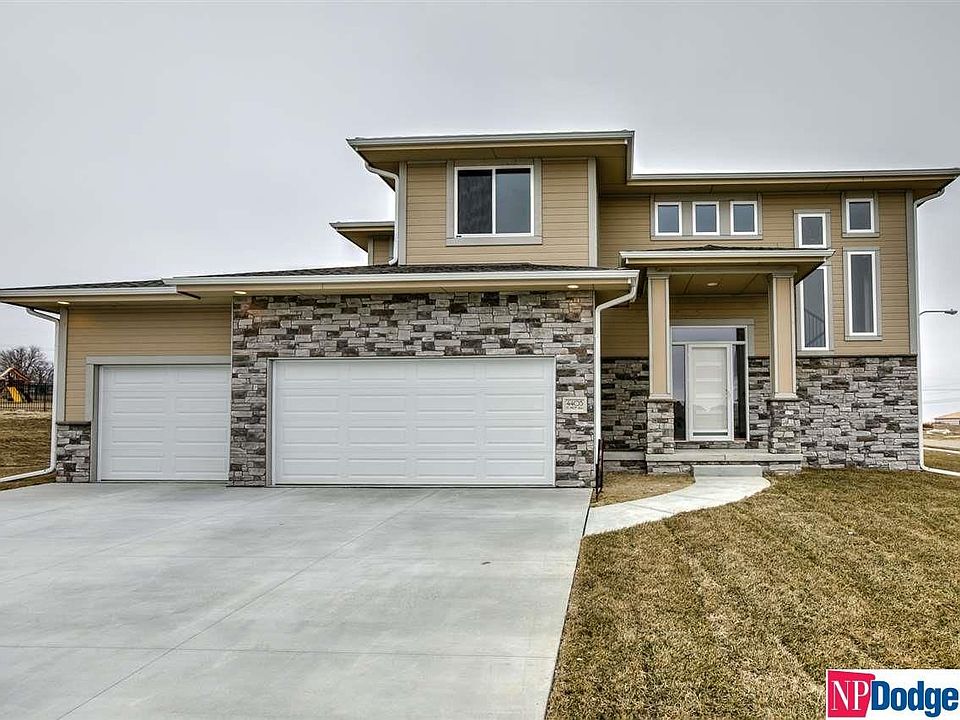 1st image of 4405 N 190th Ave