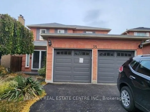 15 Dagwell Cres, Ajax, ON L1T 3M8
