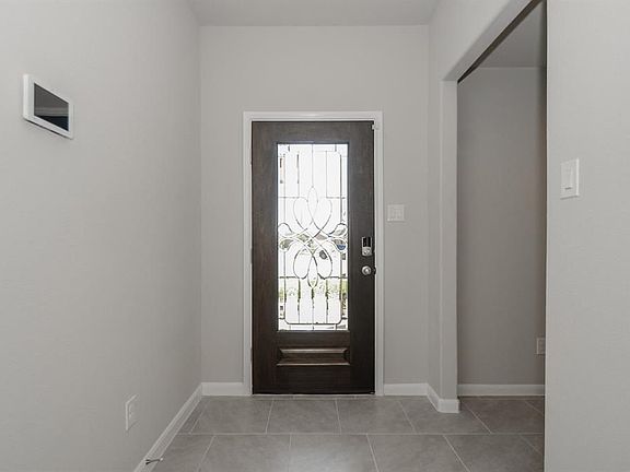 4th image of 4303 Stillwater Valley Ct