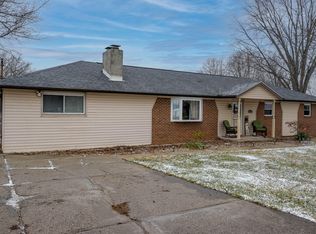 5075 Twitchell Rd, Springfield, OH 45502
