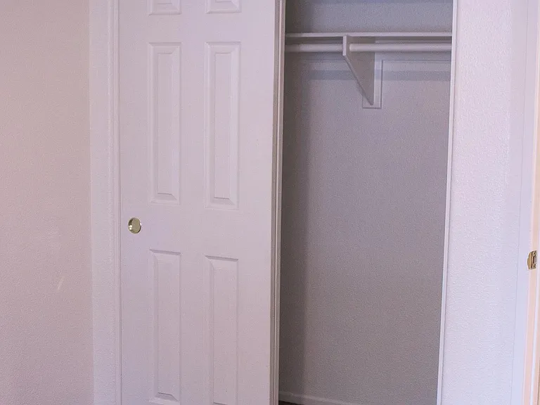 1srt for bedroom closet w/ sliding doors