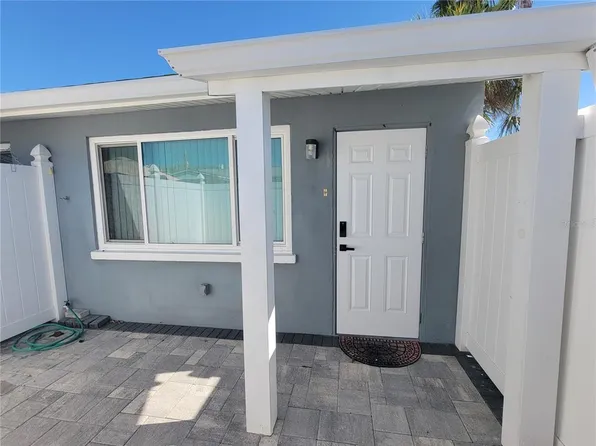 605 69th Ave APT 1, St Pete Beach, FL 33706