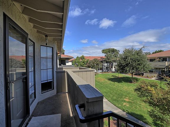 4th image of 402 Kenbrook Cir