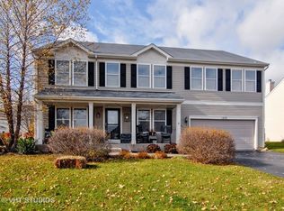 1210 Blackberry Creek Dr, Elburn, IL 60119