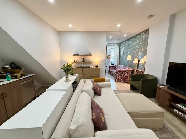 29 N Elliott Pl Unit 1, Brooklyn, NY 11205