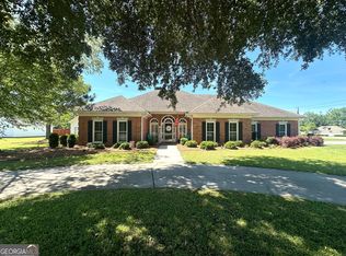705 Newton Dr, Adel, GA 31620