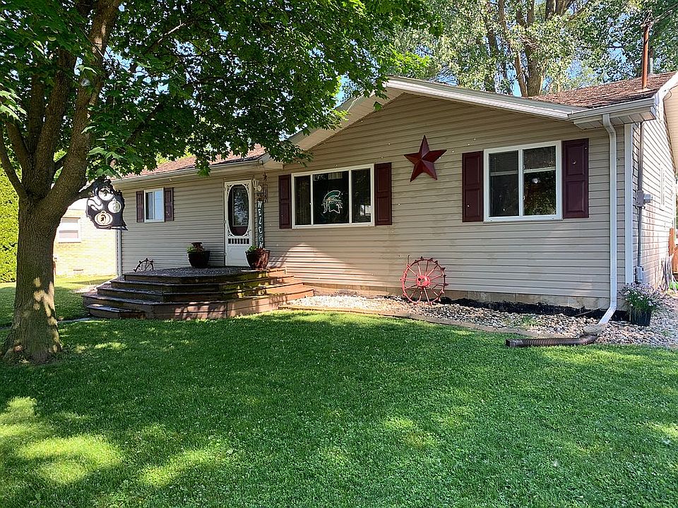 2nd image of 906 Doro Ln