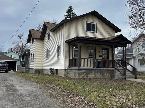 515 N Academy St #2, Medina, NY 14103