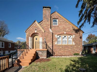 3847 Oakridge Blvd, Saint Louis, MO, 63121