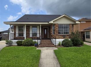 11611 N Adams Ct, New Orleans, LA 70128