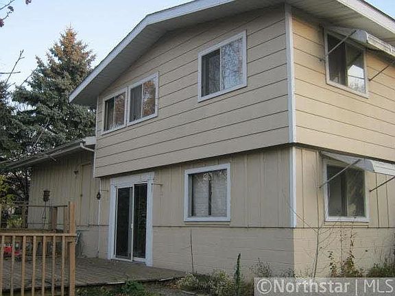 2nd image of 415 Lark Avenue