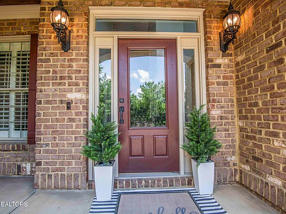 2nd image of 1147 Appaloosa Way