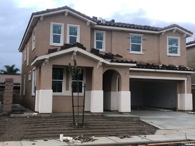 656 Lourdes Ln, Rialto, CA, 92376