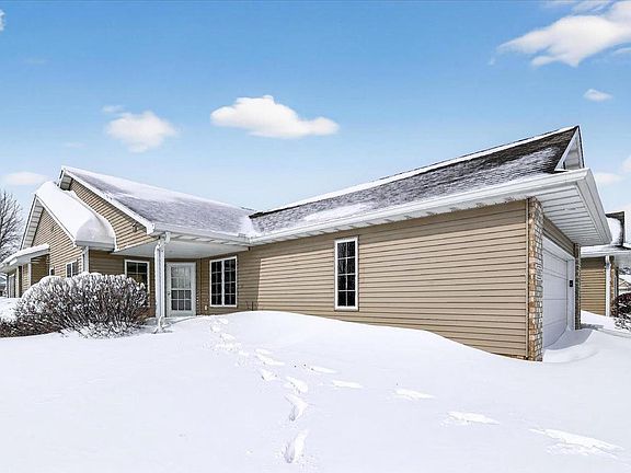 2nd image of 608 Springbrook Circle