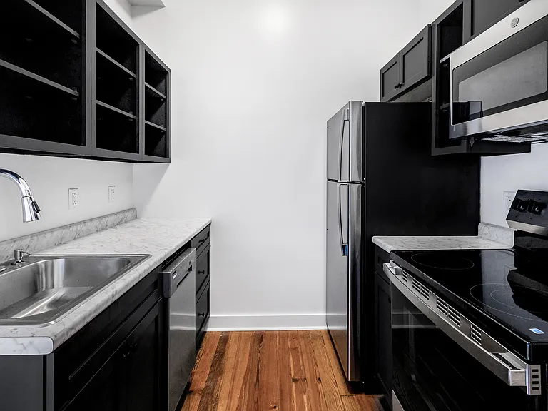 Cates Block Apartments — Photo 37