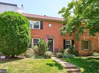 8409 Willow Forge Rd, Springfield, VA 22152
