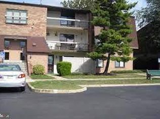 57202 Delaire Landing Rd #202, Philadelphia, PA 19114