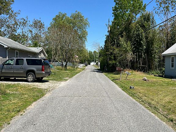 4th image of 11833 Steam Mill Hill Rd