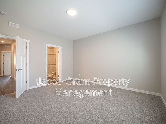 5th image of 1839 Jennie Lee Dr #103