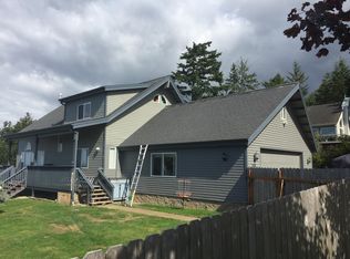 1220 Fulton Ave, Coos Bay, OR 97420