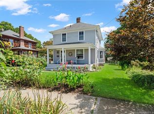22 Courtland St, Pawcatuck, CT 06379