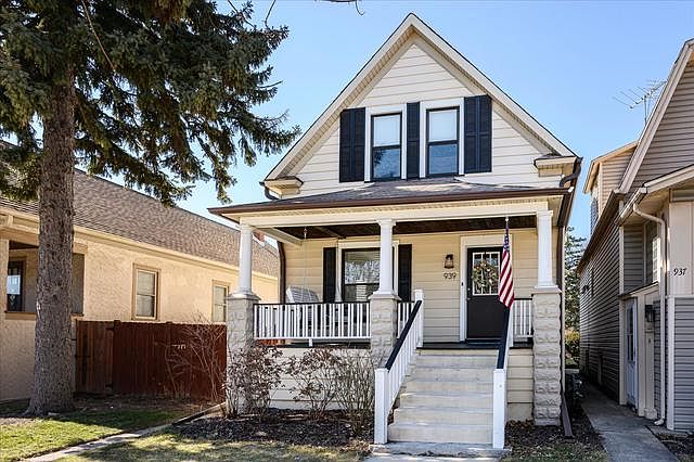 1st image of 939 Dunlop Ave
