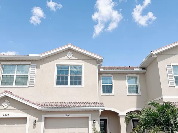 2800 Blossom Way, Naples, FL 34120