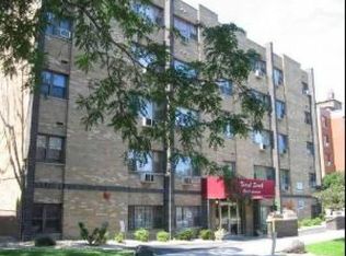 7854 S South Shore Dr APT 503, Chicago, IL 60649