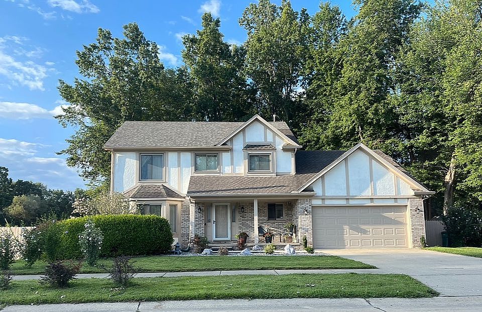 1st image of 19073 Parkwood Ln