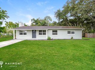 705 Maple Ave, Fruitland Park, FL 34731
