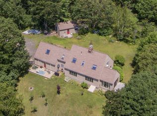 21 Sexton Ln, Hope, ME 04847