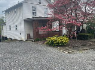 5942 Heckert Rd, Bakerstown, PA 15007