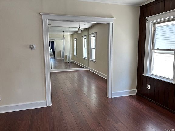 4th image of 24017 93rd Ave