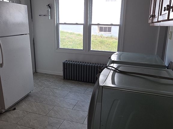 5th image of 148 Regal St
