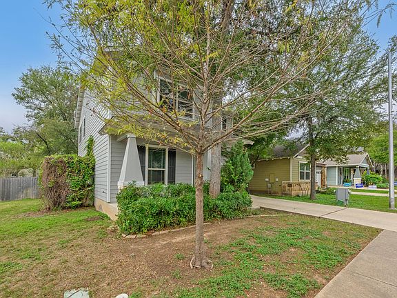2nd image of 2501 Amur Dr