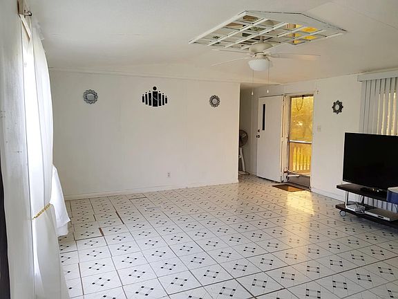 5th image of 33955 Mesquite Bean Dr