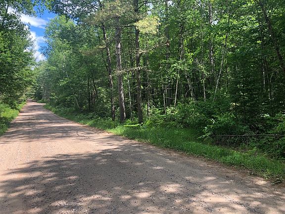 4th image of 9 Acres Camp Twelve Rd