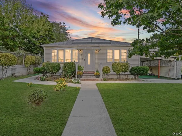 56 Seville Street, Elmont, NY 11003