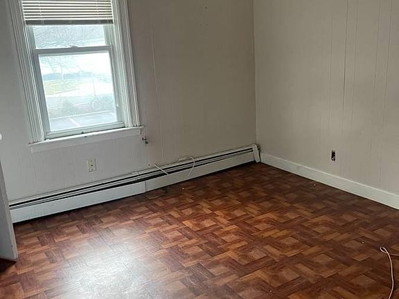 4th image of 1350 Elmwood Ave #2F