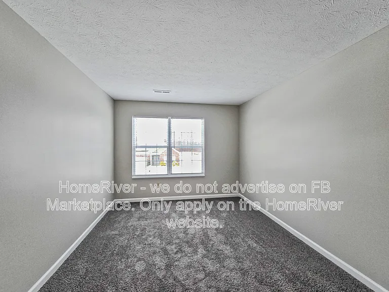 1725 James Run Way — Photo 17